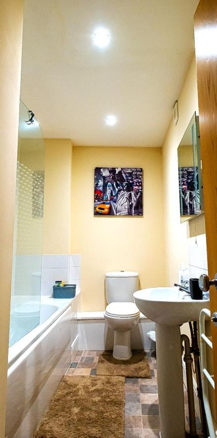 Entire Apartment Tonbridge Centre Ngoại thất bức ảnh